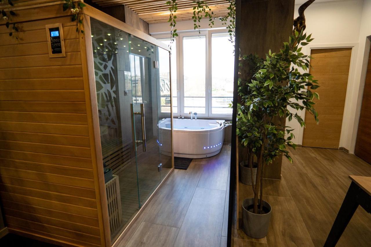 Capsule Wellness - Sauna - Balneo - Machine De Sport Privatif - Ps5 - 2 Chambres Βαλενσιέν Εξωτερικό φωτογραφία